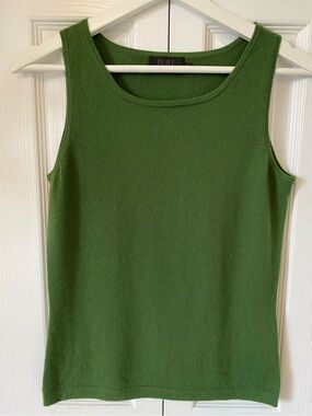 PURE  Superfine Cashmere  Loden  Green Knit Tank Top 100% pure cashmere Size 10